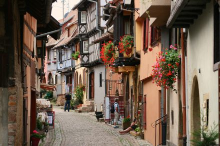 เช็คอิน Eguisheim มนส์เสน่ห์หมู่บ้านดั้งเดิมแบบฉบับฝรั่งเศส